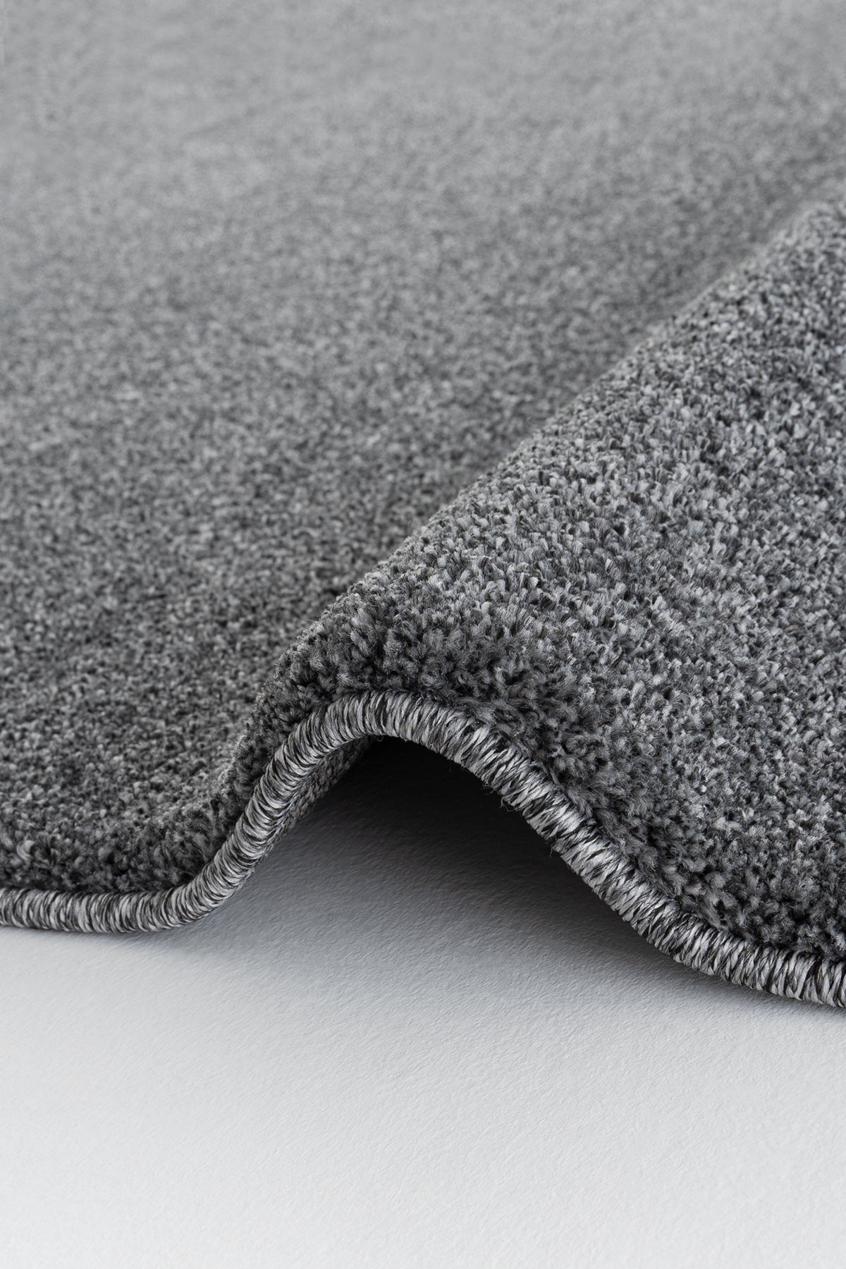 Cool Halı Plain Antrasit Yumuşak Dokulu Modern Kesme Halı