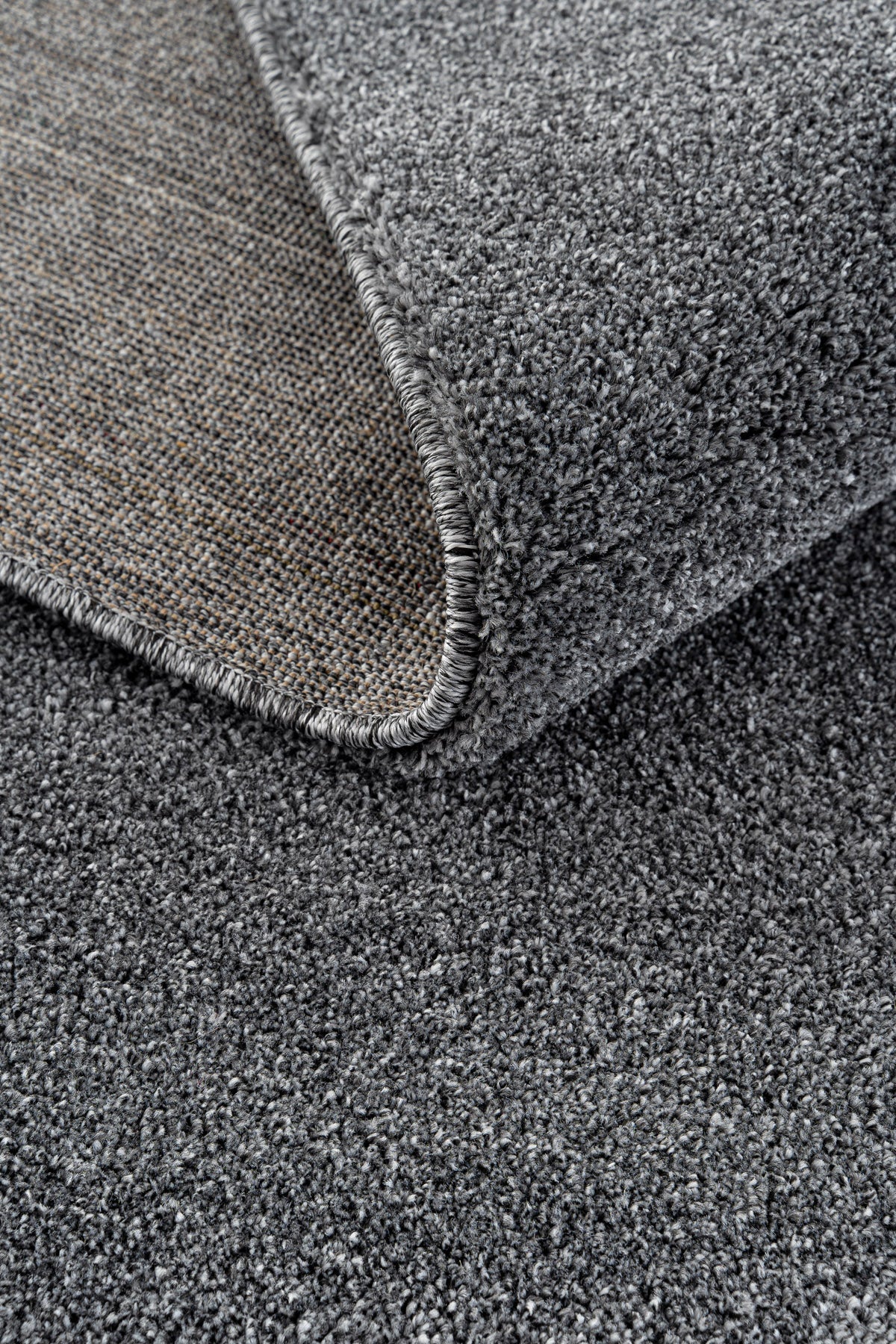 Cool Halı Plain Antrasit Yumuşak Dokulu Modern Kesme Halı